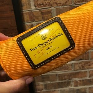 Veuve Clicquot Ice Jacket (26)